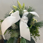 Laden Sie das Bild in den Galerie-Viewer, Adventsstrauß
